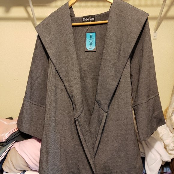 Grey Blazer Jacket with Tie-Waist and Hood- Unique Style - Picture 3 of 7